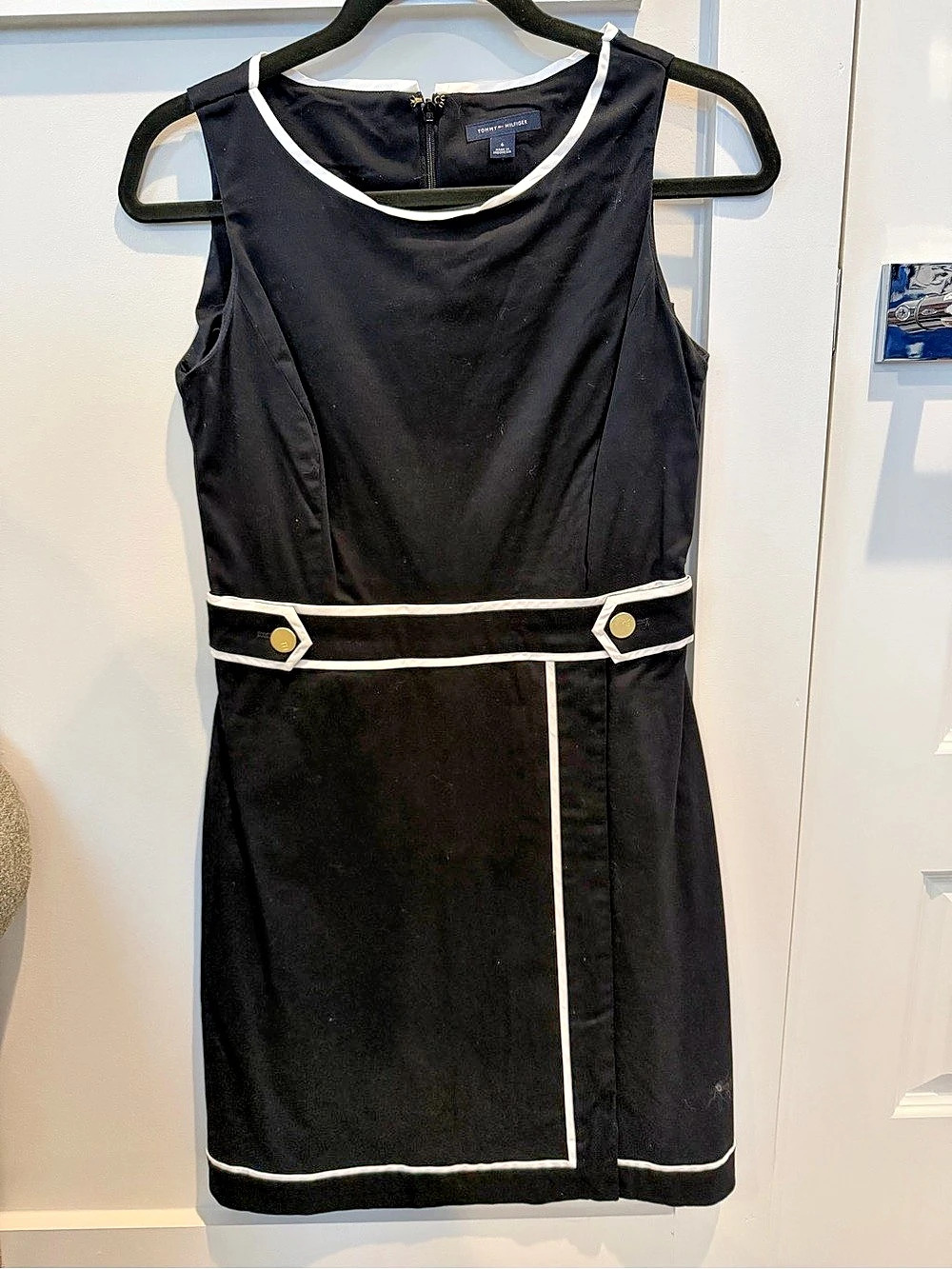 Tommy Hilfiger Women's Piped Mini Dress Size 6 Like New